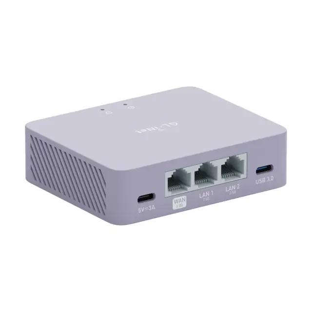 GL.iNet Brume 3 GL-MT5000 — вид три четверти сзади с портами