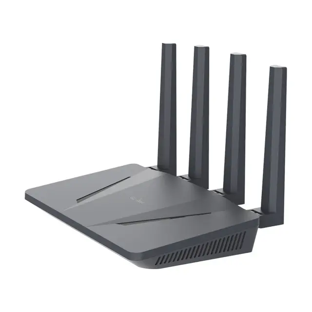 GL.iNet Flint GL-AX1800 — вид в три четверти